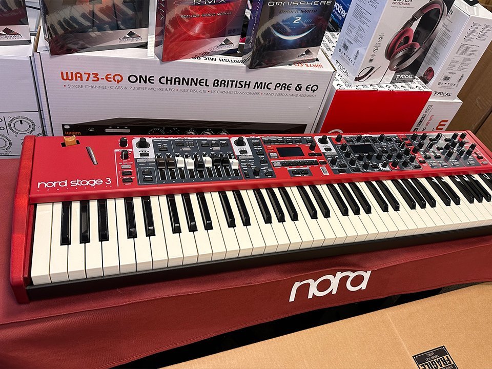 NORD STAGE 3 Compact 73 Keys 99% - Ảnh thực tế 3